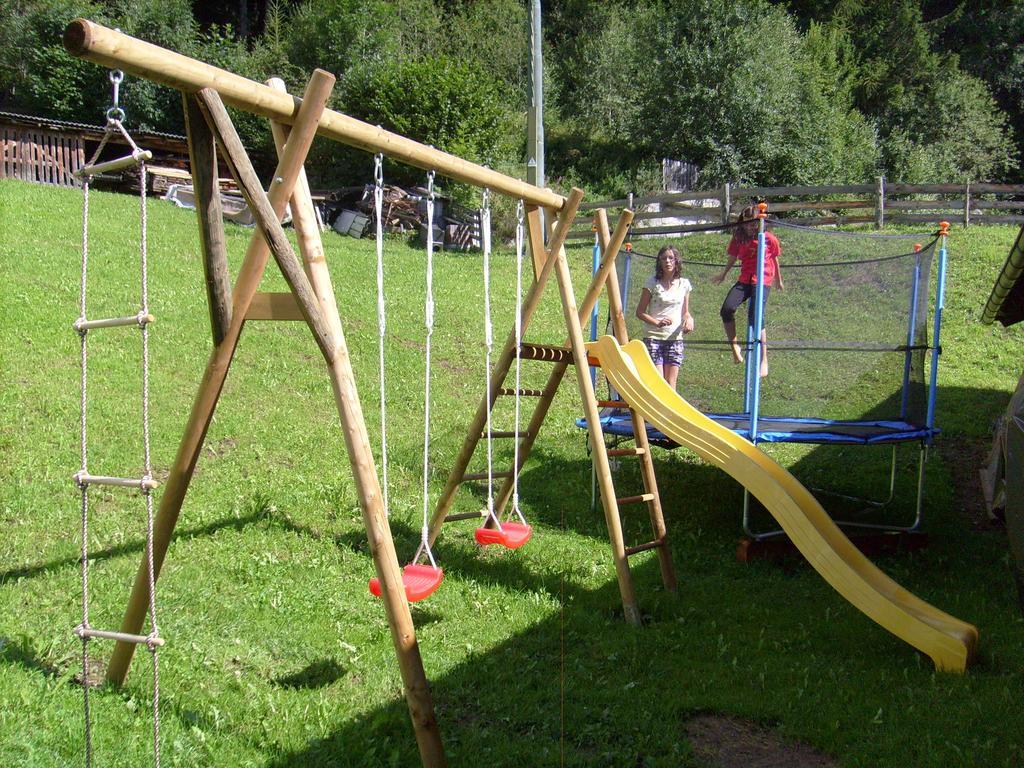 Stuebilerhof Lägenhet Ahrntal Rum bild